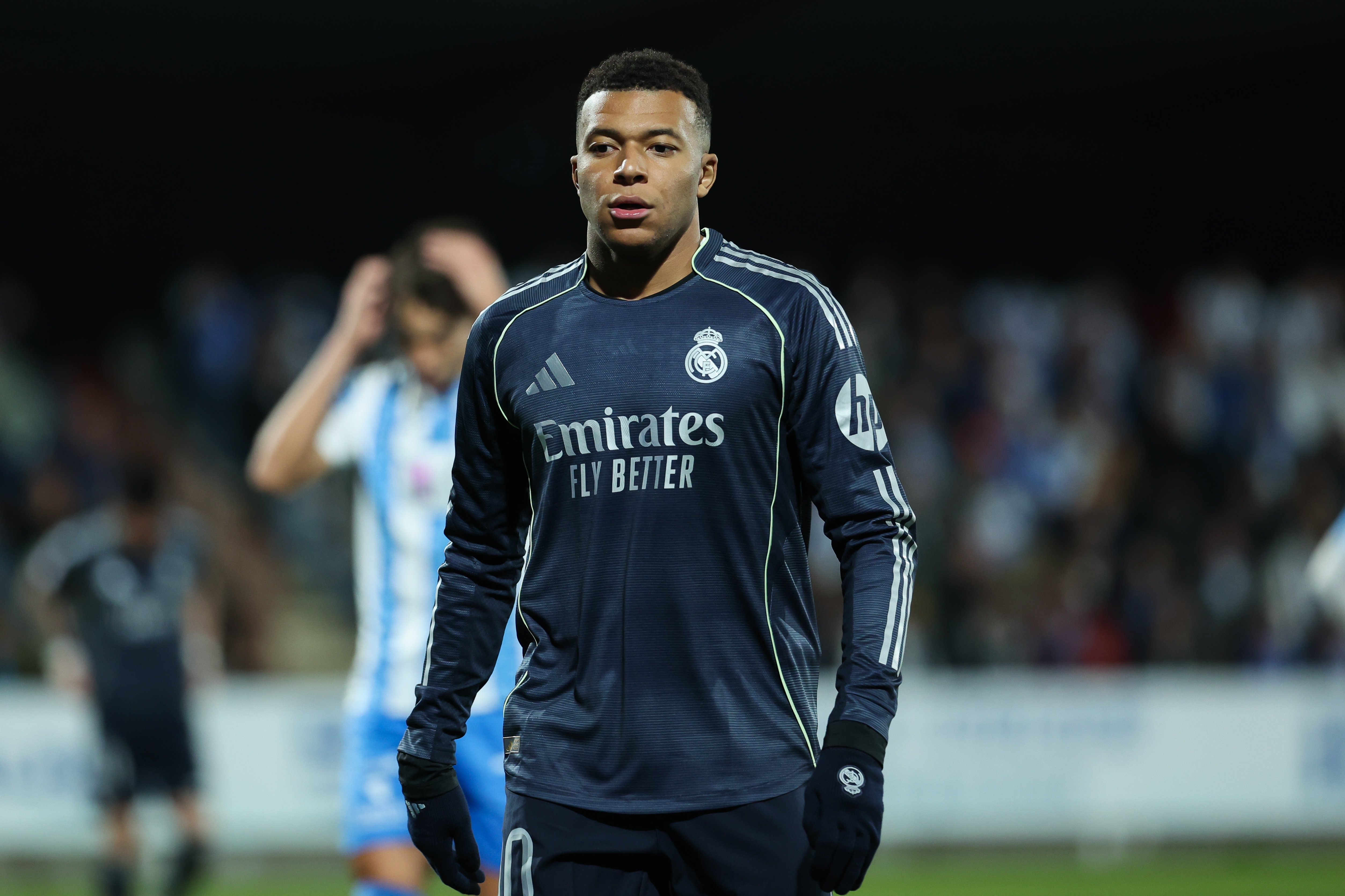 世界杯app下载-RMC：姆巴佩已咨询外部专家评估膝伤，可能在对曼城次回合时复出