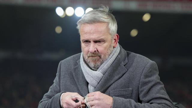 世界杯高清平台-拜仁通牒威逼于帕续约，哈曼怒批埃贝尔软弱操作